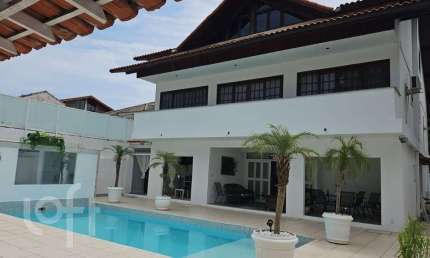 Casa em condomínio fechado com 5 quartos à venda na Isis Dias Oliveira, 63, Recreio dos Bandeirantes, Rio de Janeiro por R$ 2.500.000