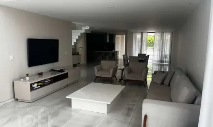 Casa com 4 quartos à venda na Irlando Regis, 230, Campo Grande, Rio de Janeiro por R$ 1.650.000