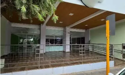 EXCELENTE IMÓVEL COMERCIAL NAS MARGENS DA AVENIDA GETÚLIO VARGAS