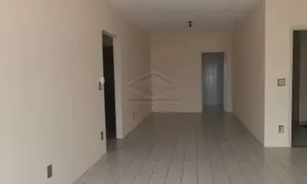 AMPLO APARTAMENTO COM 03 DORMITÓRIOS NA AVENIDA DUQUE DE CAXIAS