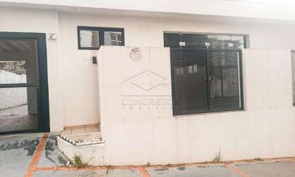 Casa com 4 quartos para alugar no Jardim Nasralla, Bauru 