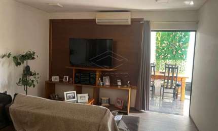 Casa com 3 quartos para alugar na Vila Camargo, Bauru 