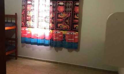 Excelente sobrado disponível para locação situada no Vale do Igapó.