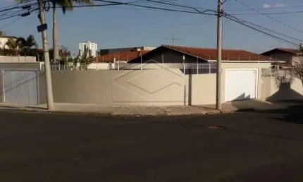 Casa com 3 quartos para alugar no Jardim Europa, Bauru 