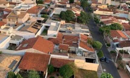 Apartamento com 2 quartos para alugar no Jardim América, Bauru 