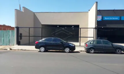 Excelente barracão comercial com ótima localização!