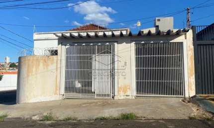 Casa com 2 quartos à venda no Centro, Bauru 