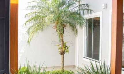 Venha conhecer essa maravilhosa casa no Jardim Reflorenda
