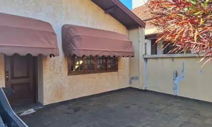 Casa com 3 quartos à venda na Vila Casa Branca, Botucatu 