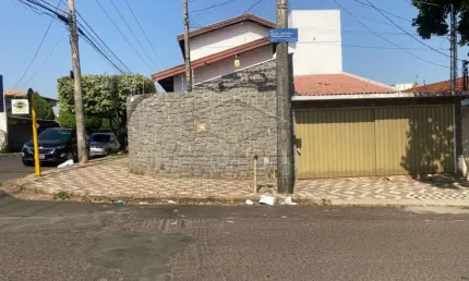 Casa com 3 quartos à venda no Jardim América, Bauru 