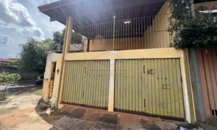 CASA DE ESQUINA PRÓXIMA AV. NOSSA SRA DE FATIMA - PARA INVESTIDOR