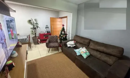 Casa com 2 quartos à venda no Jardim Itatiaia, Jaú 