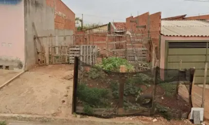Casa à venda no Jardim Cila de Lúcio Bauab, Jaú 