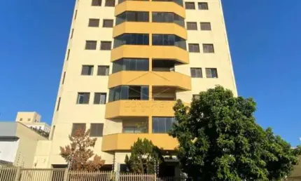 Apartamento no centro com sala estendida - San Remo