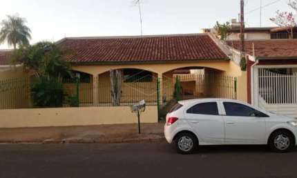Casa com 3 quartos à venda na Vila Pacífico, Bauru 