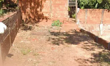 Casa à venda no Tangarás, Bauru 