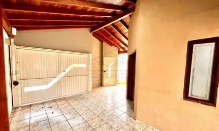 Casa com 3 quartos à venda no Jardim Ubirama, Lençóis Paulista 