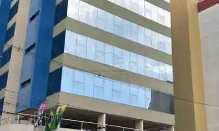 Sala Comercial à Venda - Edifício Dinâmica (Prédio da Justiça Federal)