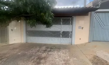 Casa com 2 quartos à venda na Vila Industrial, Bauru 
