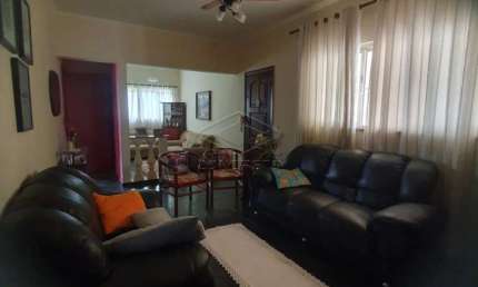 Casa com 4 quartos à venda no Jardim Marcia, Agudos 