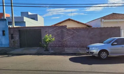 Casa com 2 quartos à venda no Jardim Reflorenda, Botucatu 