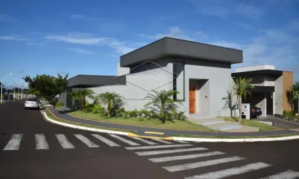Linda residência de ALTO PADRÃO no SPAZIO VERDE COMENDADOR