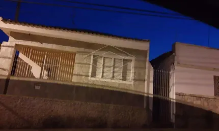 Casa com 2 quartos à venda no Jardim Bela Vista, Bauru 