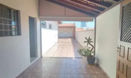 Casa com 3 quartos à venda na Chácara Floresta, Botucatu 