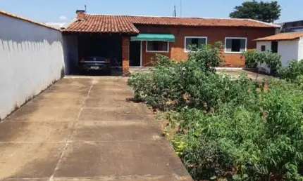 Casa com 2 quartos à venda no Jardim Itamaraty, Lençóis Paulista 