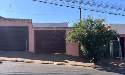 Casa à venda no Núcleo Habitacional Mary Dota, Bauru 
