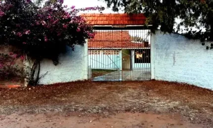 Fazenda à venda no Jardim Bons Ares (Rubião Junior), Botucatu 