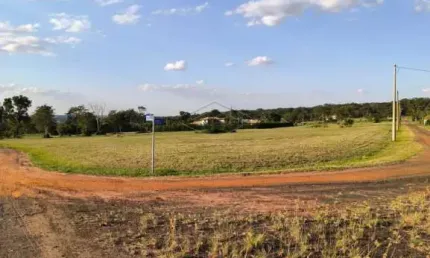 Terreno em condomínio fechado à venda no Jardim Vitória, Arealva 