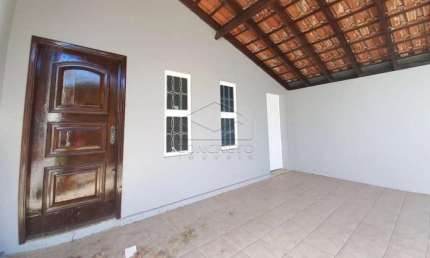 Casa com 3 quartos à venda no Centro, Agudos 