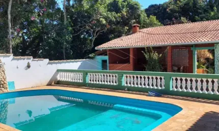 Fazenda à venda no Jardim Centenário, Botucatu 