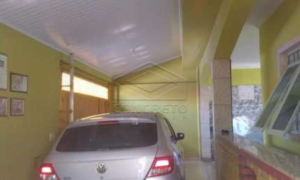 RESIDÊNCIA COM TRÊS DORMITÓRIOS PRÓXIMA AO BELA VISTA!!!