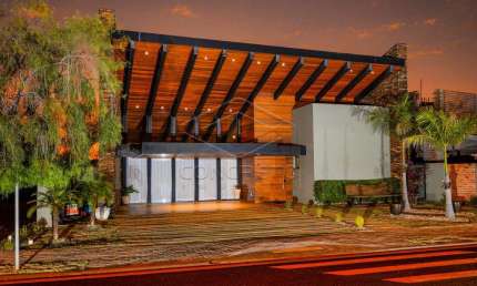 Casa em condomínio fechado com 3 quartos à venda na Vila Aviação B, Bauru , 260 m2 por R$ 2.199.900