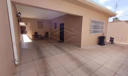 Casa ampla com Edícula no Jardim Redentor para Venda