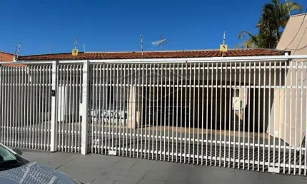 Casa com 3 quartos à venda na Vila Alto Paraíso, Bauru 