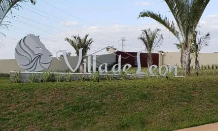Terreno em condomínio fechado à venda no Residencial Villa de Leon, Piratininga 