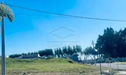 Terreno em condomínio fechado à venda no Residencial Villa de Leon, Piratininga 