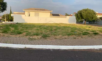 Terreno em condomínio fechado à venda no Quinta Ranieri, Bauru 