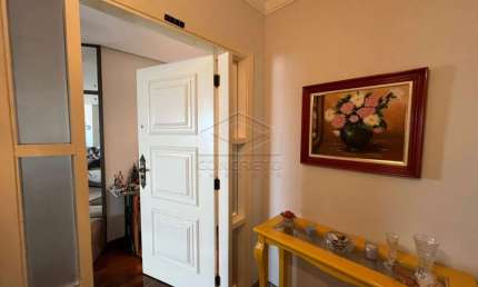 Excelente apartamento com 04 dormitórios - Versailles