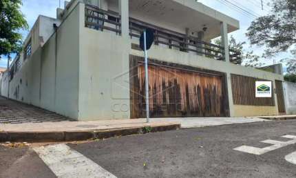 Casa com 4 quartos à venda no Centro, Agudos 
