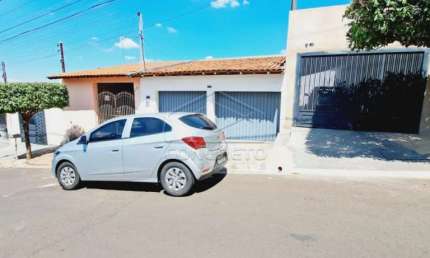 Casa com 2 quartos à venda no Jardim Andorfato, Bauru 