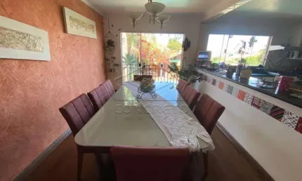 Casa com 3 quartos à venda na Vila Camargo, Bauru 