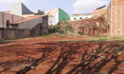 Prédio à venda na Chácara Flora, Jaú 