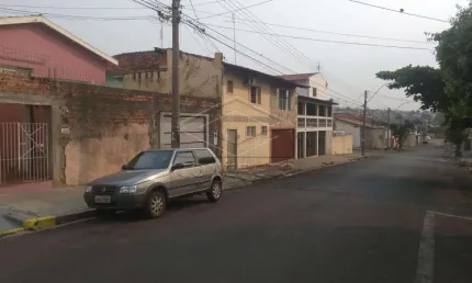 Casa com 7 quartos à venda na Vila Falcão, Bauru 