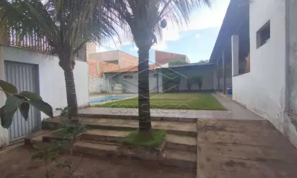 Casa com 4 quartos à venda na Vila Lemos, Bauru 