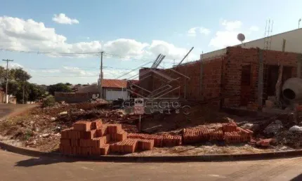 Casa à venda no Parque Ferreira Dias, Jaú 