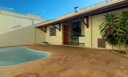 Casa com 3 quartos para alugar no Jardim Ferreira Dias, Jaú 